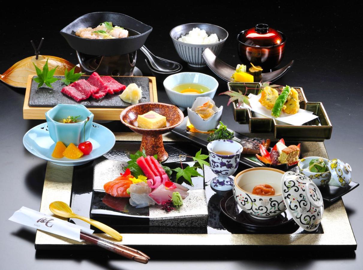 Infinito Hotel And Spa Shirahama Bagian luar foto