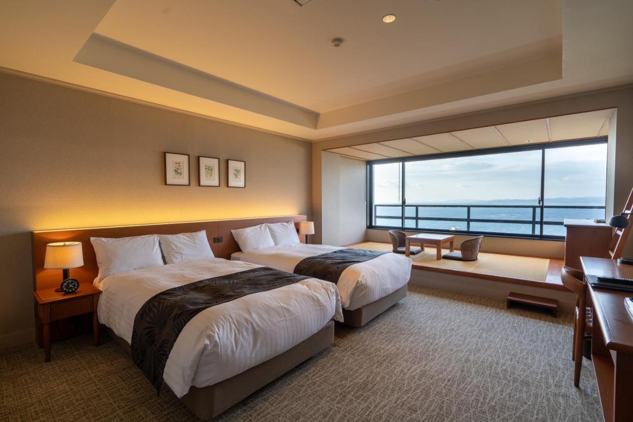 Infinito Hotel And Spa Shirahama Ruang foto