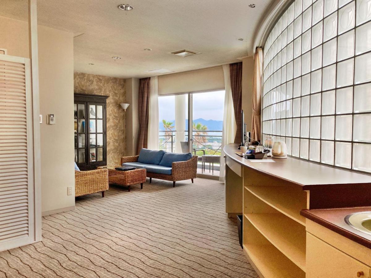 Infinito Hotel And Spa Shirahama Ruang foto