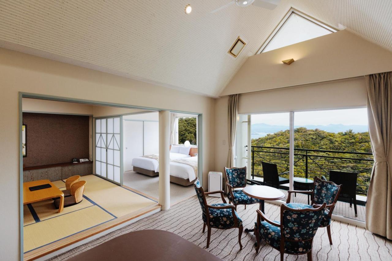 Infinito Hotel And Spa Shirahama Ruang foto