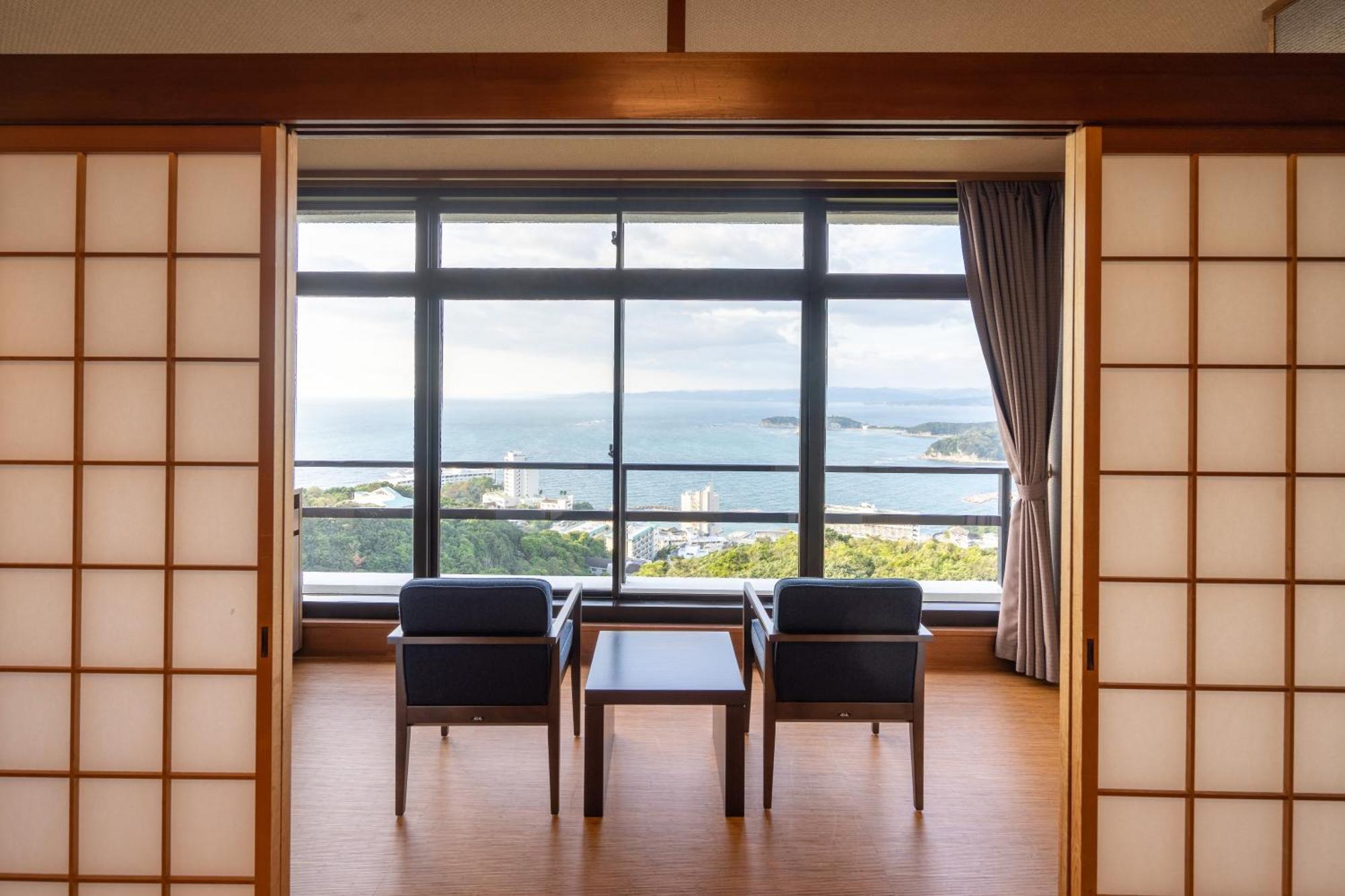 Infinito Hotel And Spa Shirahama Ruang foto