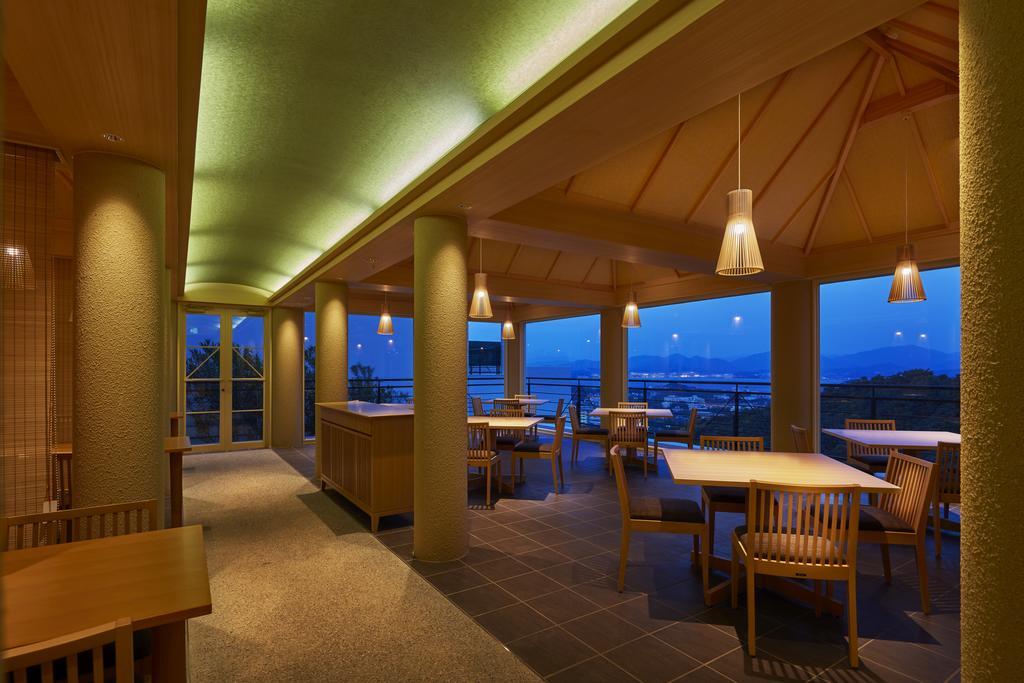Infinito Hotel And Spa Shirahama Bagian luar foto